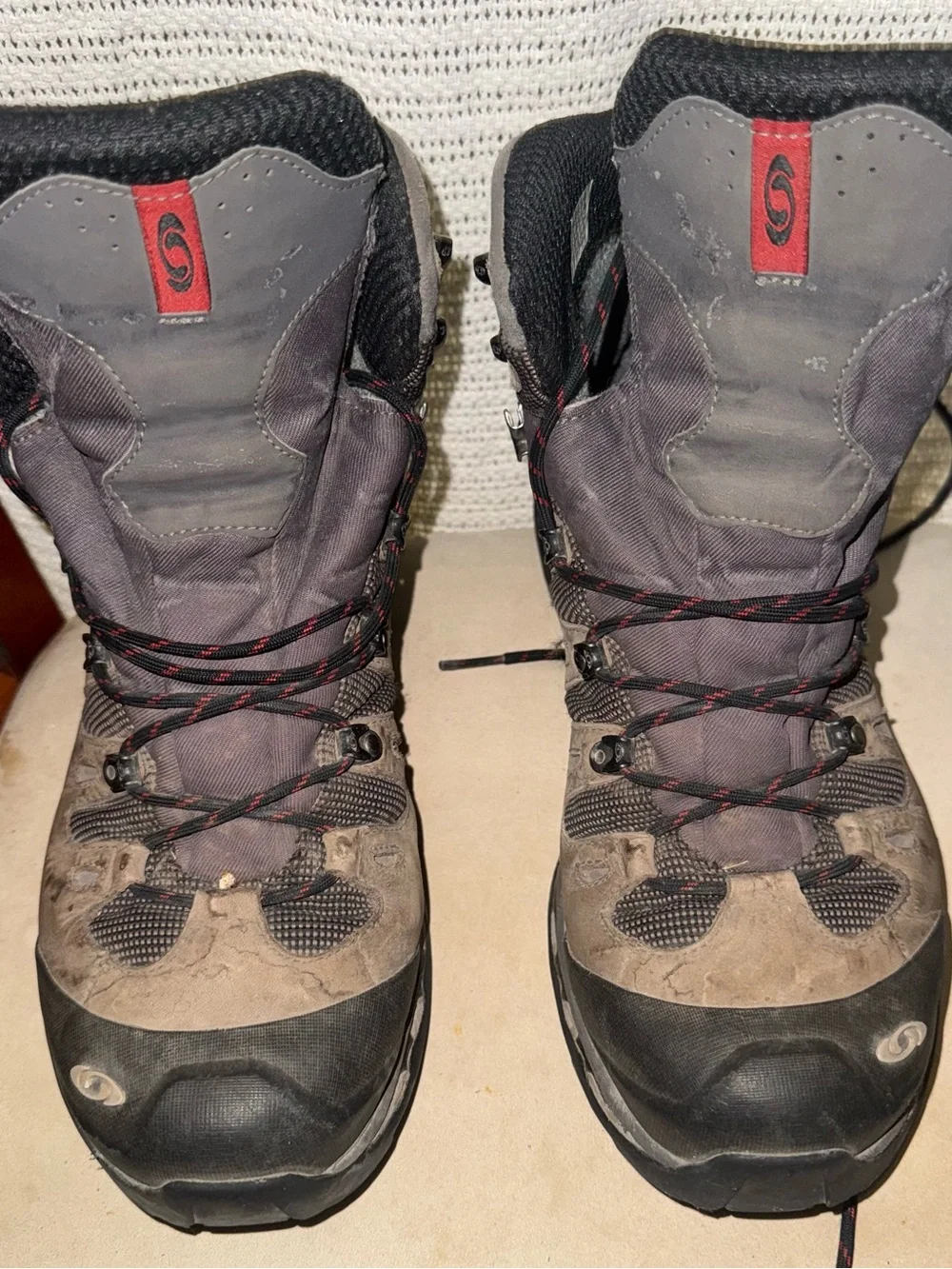 Salomon Men's Brown and Gray Waterproof Hiking Boots